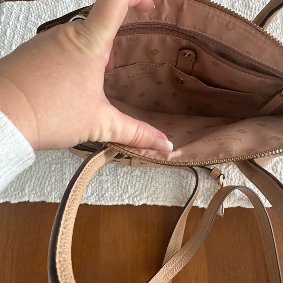 Kate Spade structured Handbage - Picture 3 of 3